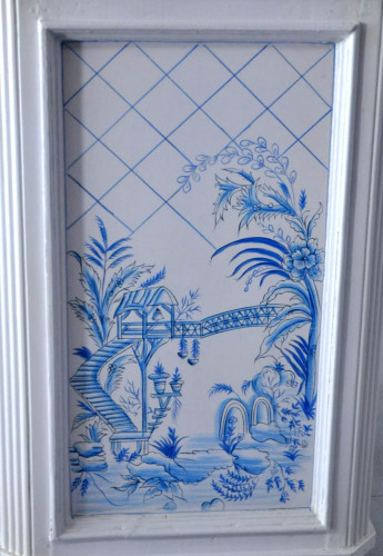 Commode toile de jouy blanche et bleue