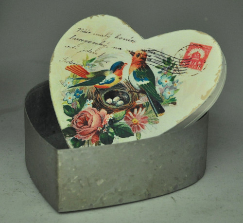 Boite carte postale coeur en tole