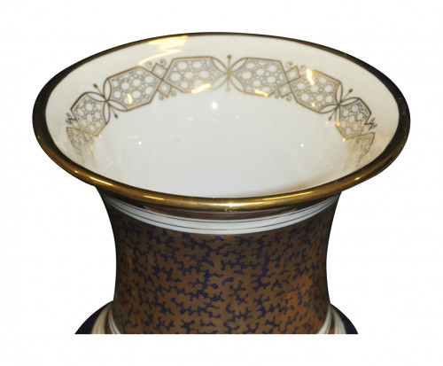 Paire de Vases porcelaine Style Bayeux motif floral