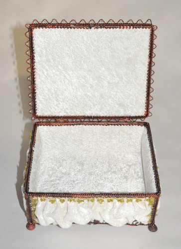 Boîte baroque velours ivoire