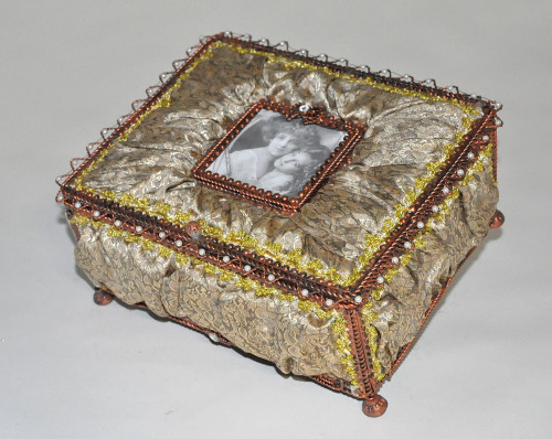 Boîte  tissu moiré vert bronze