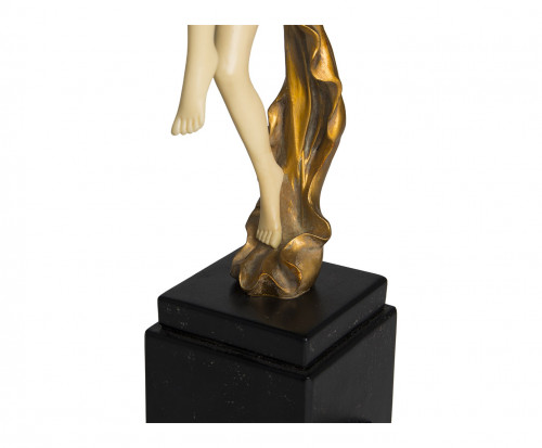 Statue danseuse