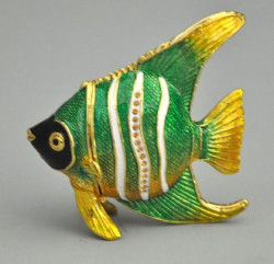 Boite Poisson exotique avec pendentif