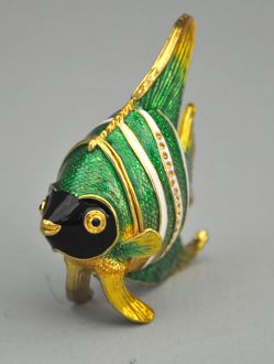Boite Poisson exotique avec pendentif