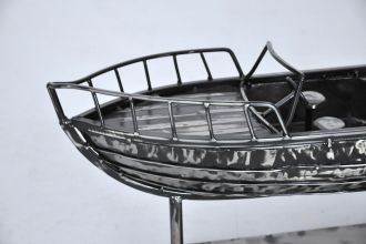 Replique Bateau en métal gris acier