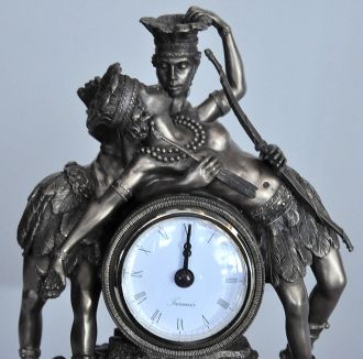 Pendule le baiser