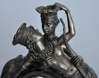 Pendule le baiser