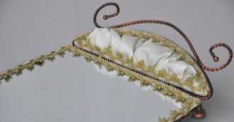 Plateau baroque miroir et velours