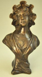 Buste femme en bronze