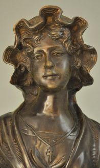 Buste femme en bronze