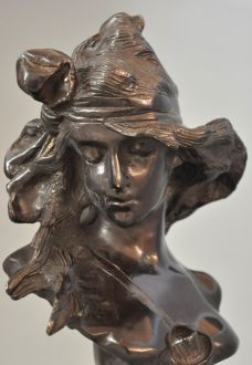Buste bronze femme 1900
