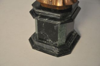 Buste ottoman sur base marbre