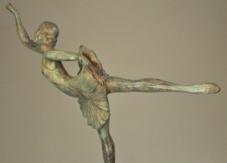 Statue de Danseuse en bronze style art déco