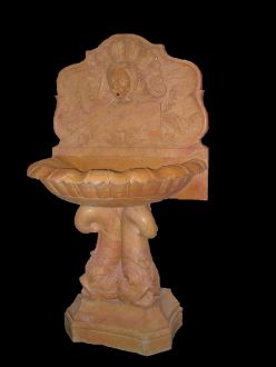 Fontaine Marbre a tete de lion et coquille