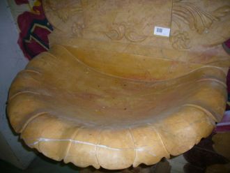 Fontaine Marbre a tete de lion et coquille