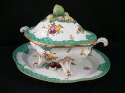 Soupière porcelaine décorative verte