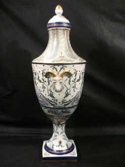 Grande urne bleue en porcelaine