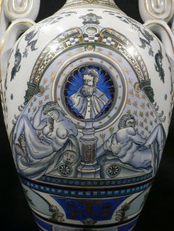 Grande urne renaissance italienne