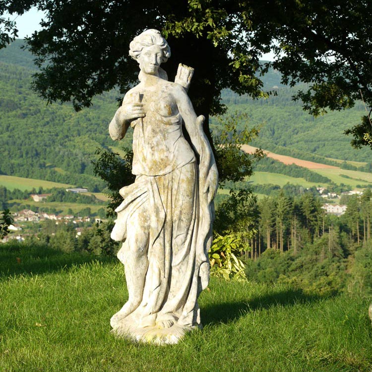Statue Diane en pierre reconstituée - Hauteur 140 cm - Demeure et