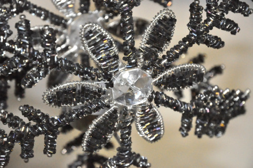 Decoration etoile des neiges perles noires Lanterne étoile black