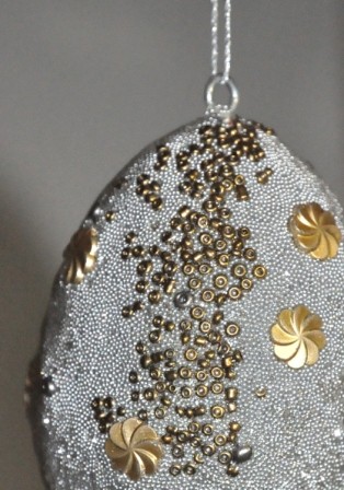 Suspension de noel Oeuf paillettes argentées et Or